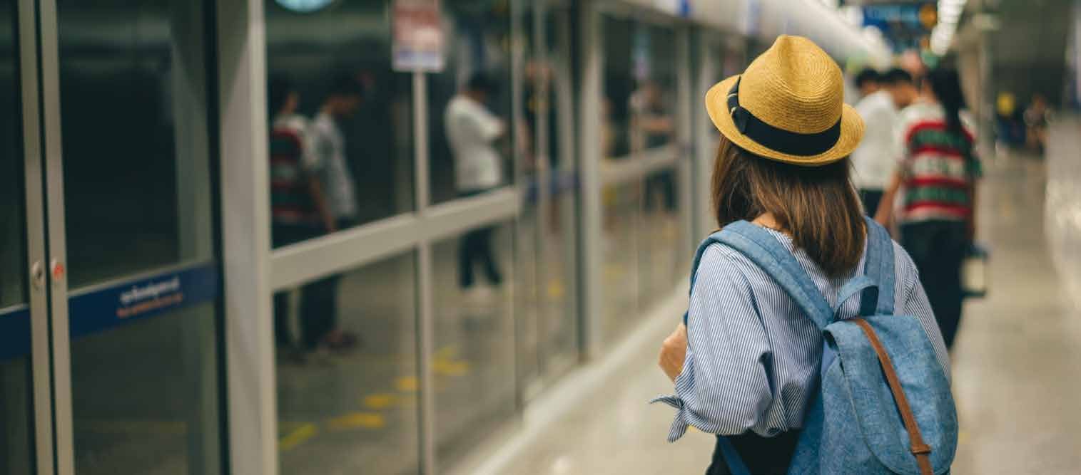 MRT commuter